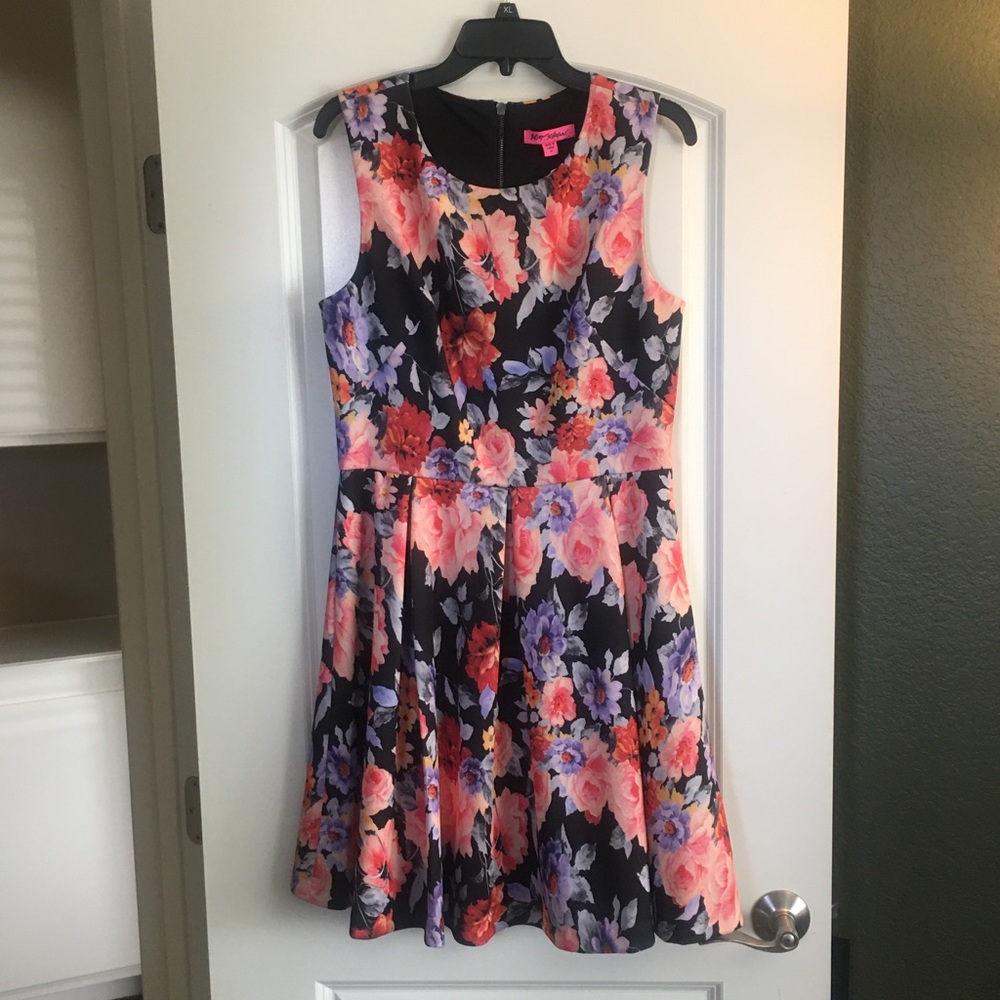 Betsy Johnson Floral Print Dress Size 10